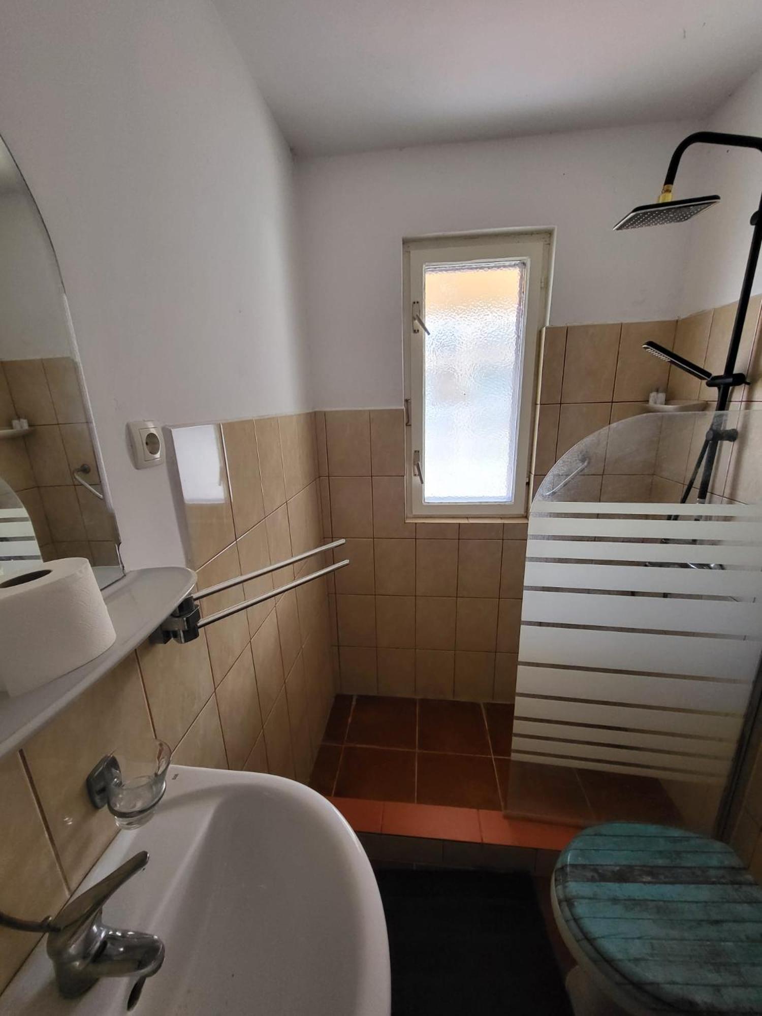 Apartment Bunjo'S Beach House Trogir Eksteriør bilde