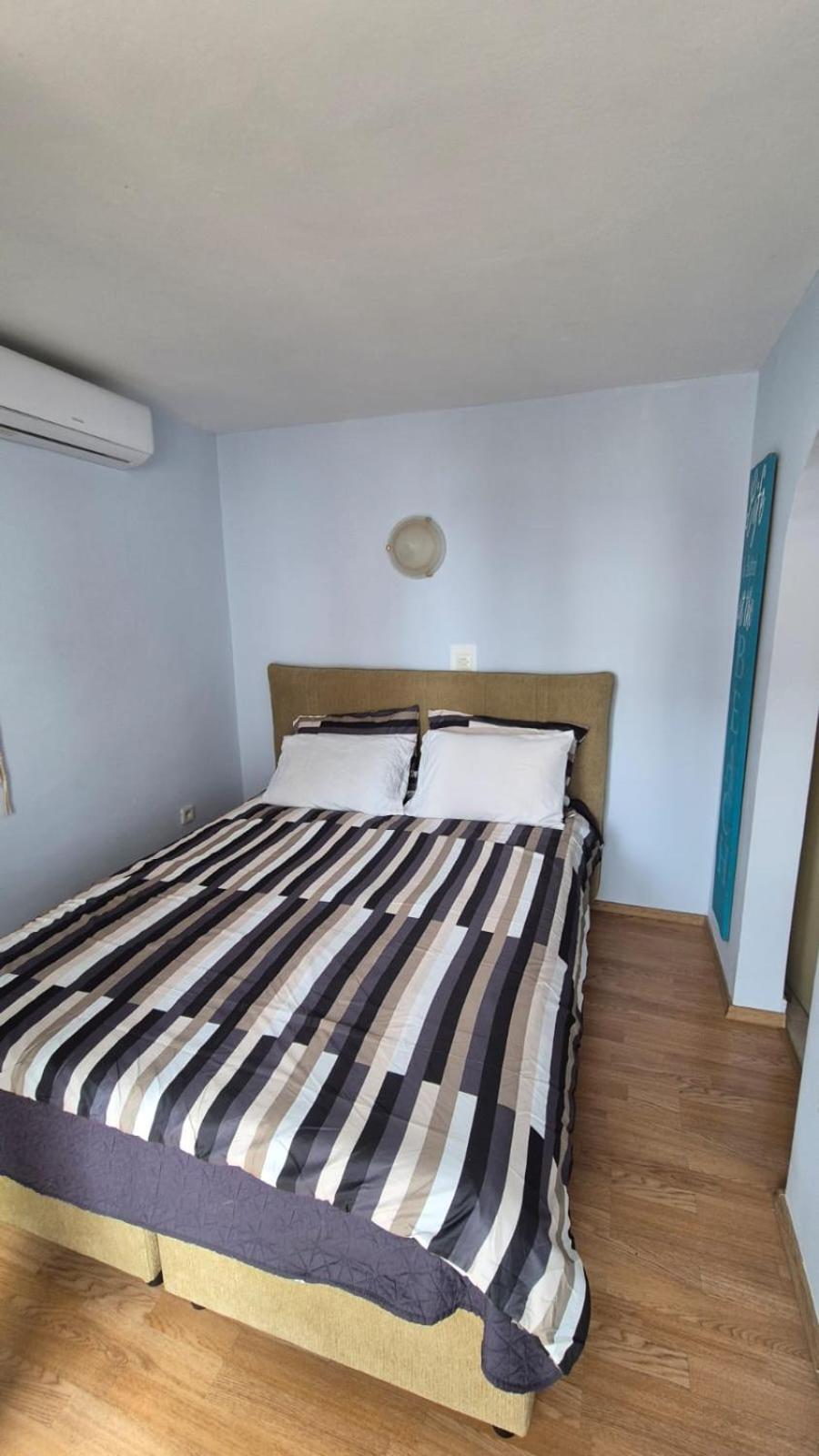 Apartment Bunjo'S Beach House Trogir Eksteriør bilde